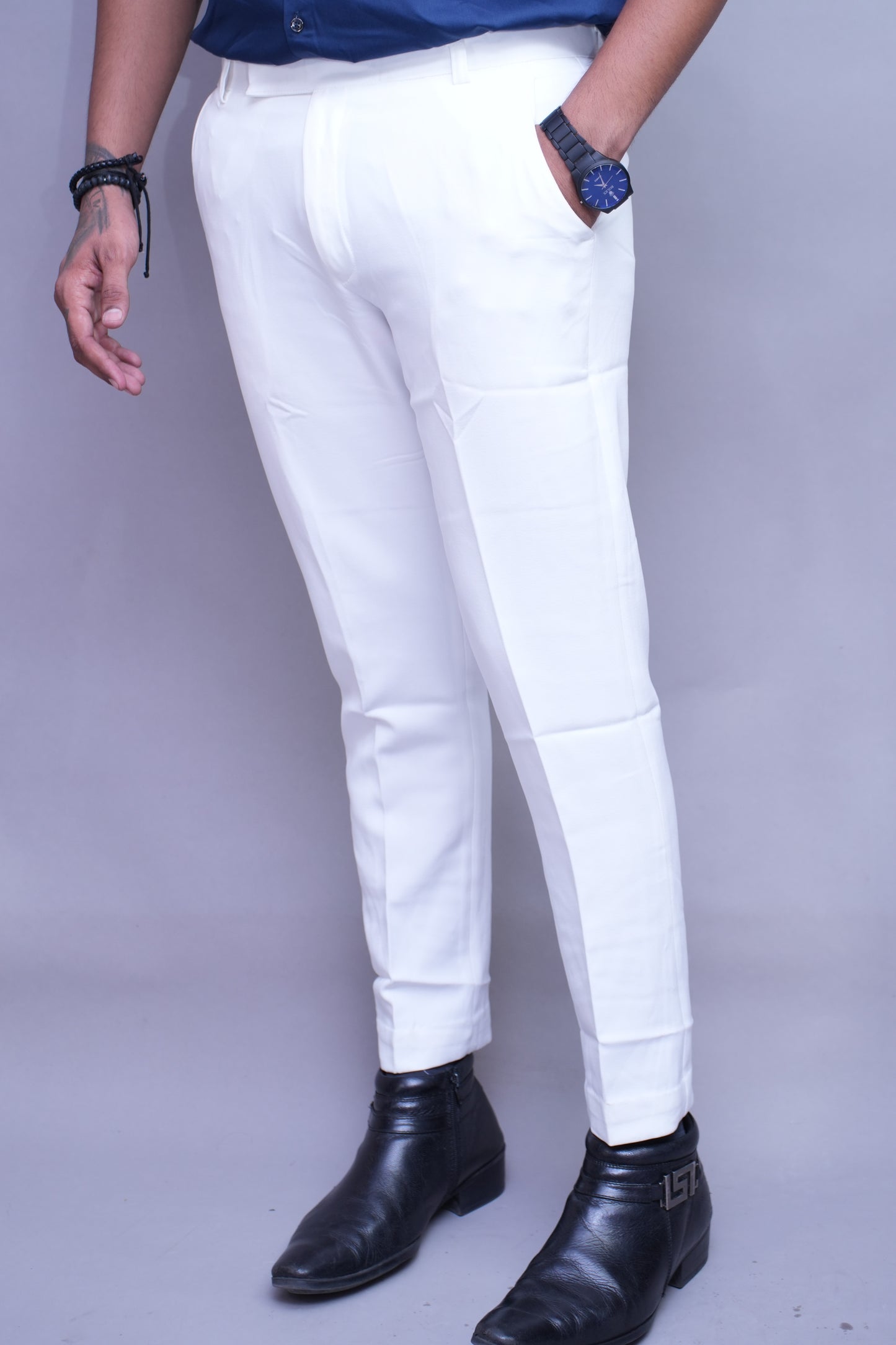 Men white Regular Fit Textured Flat Front Formal Trousers